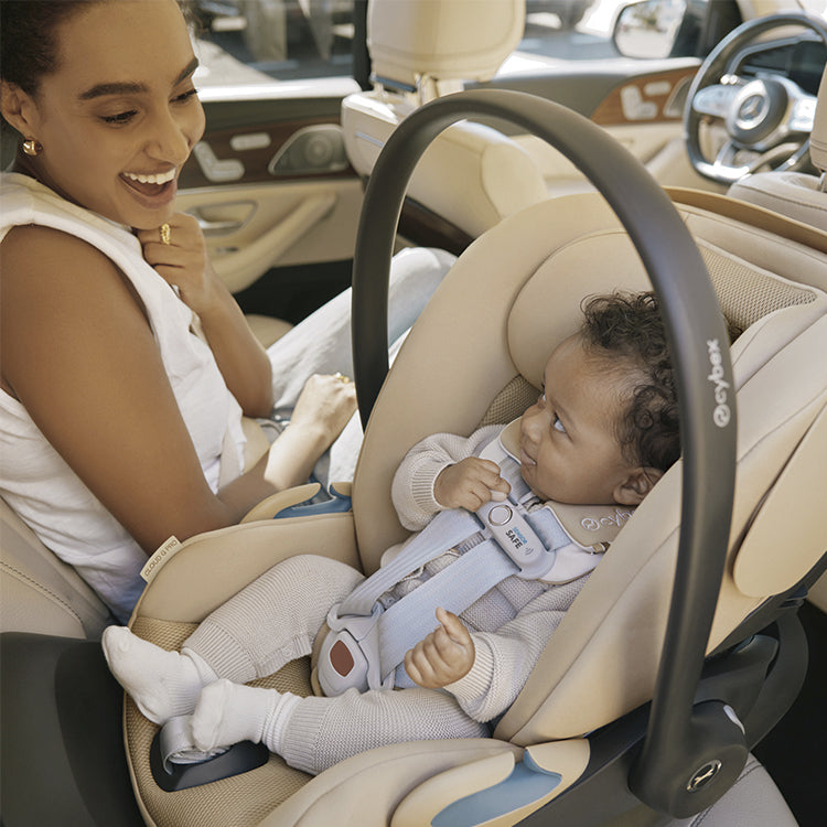 Cybex Cloud G Pro Car Seat with Load Leg Base