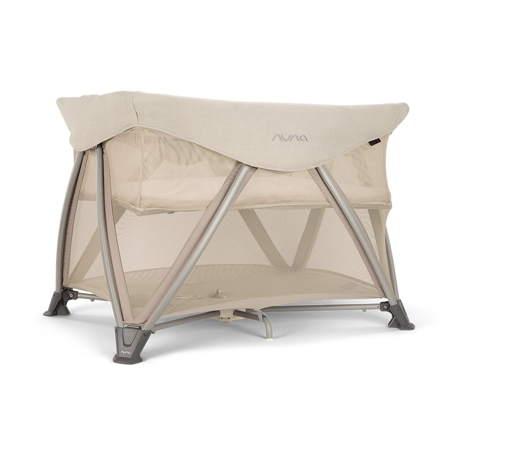Nuna SENA Aire Play Yard with Bassinet + Changer