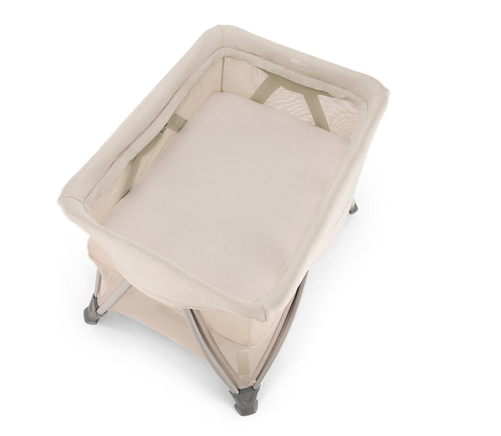 Nuna SENA Aire Play Yard with Bassinet + Changer