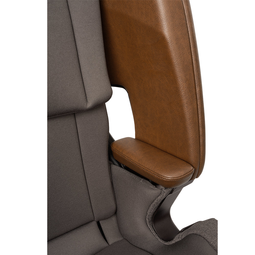 Nuna Lumn Harness-to-Booster Seat