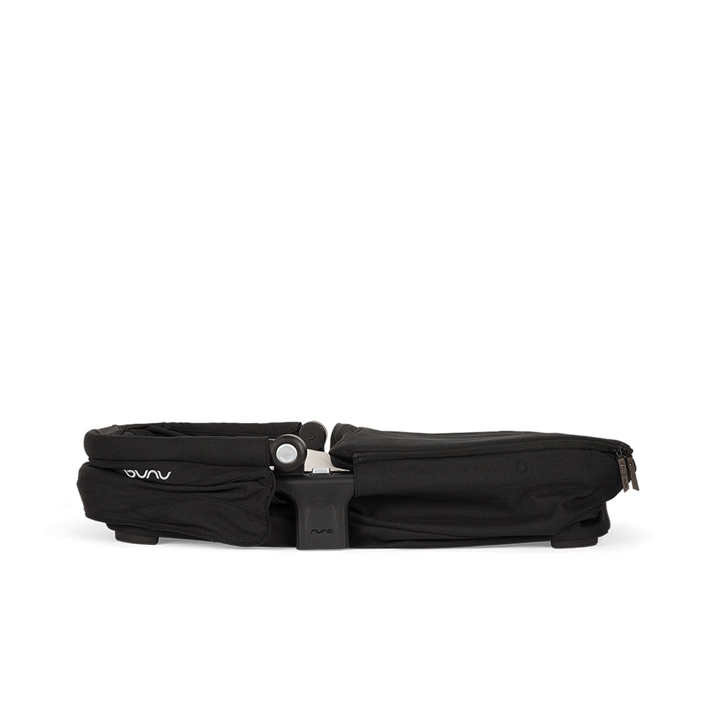 Nuna SWIV & TRIV series bassinet + stand