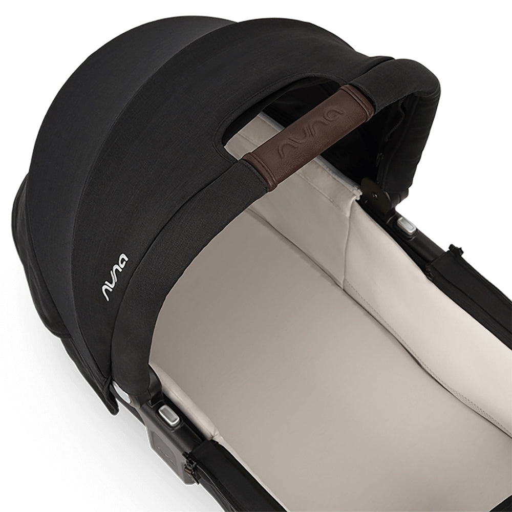 Nuna SWIV & TRIV series bassinet + stand