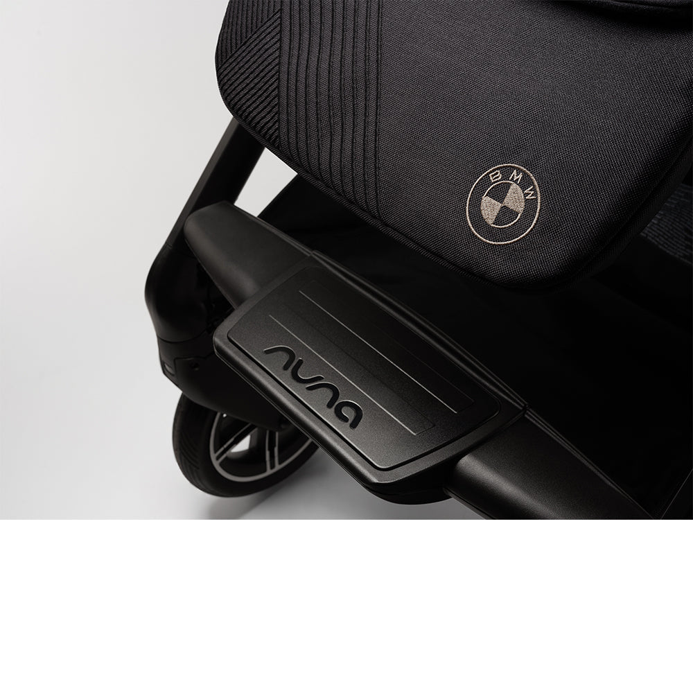 Nuna MIXX Next BMW Collection in Element