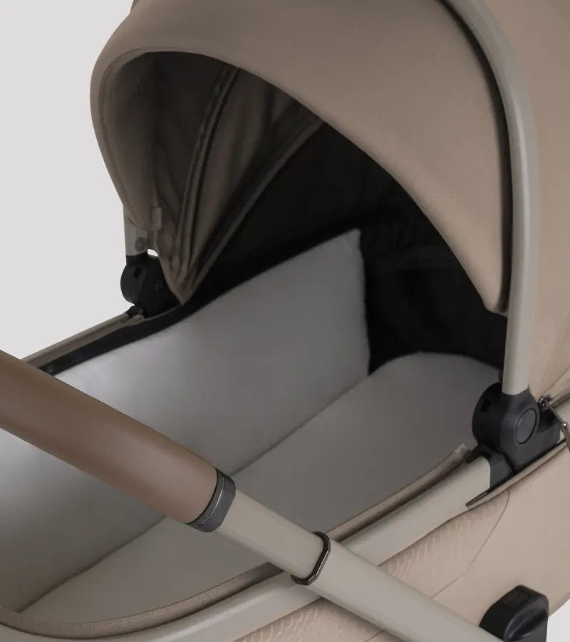 Silver Cross Cove 2 Bassinet