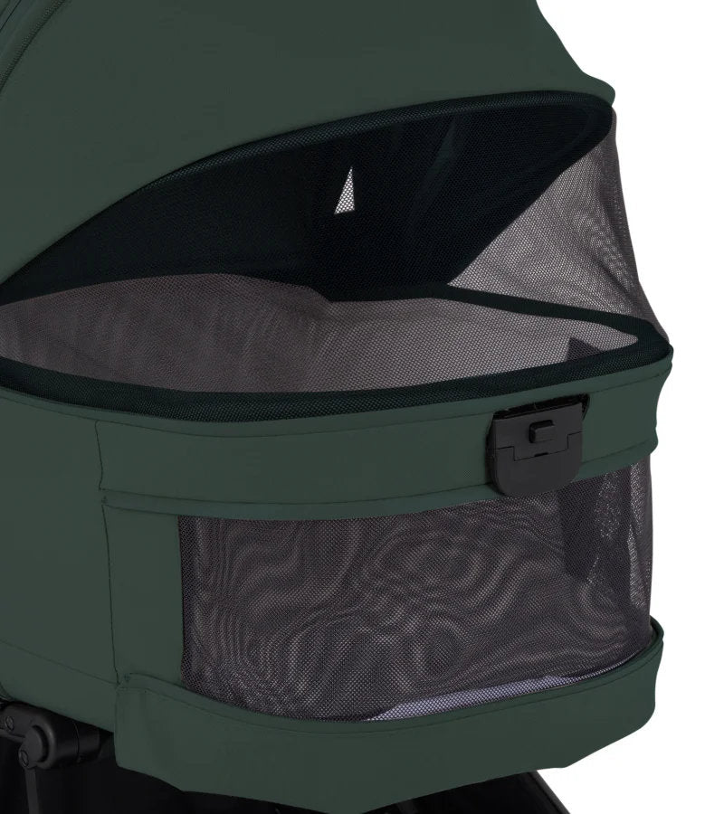 Silver Cross Nia Compact Bassinet
