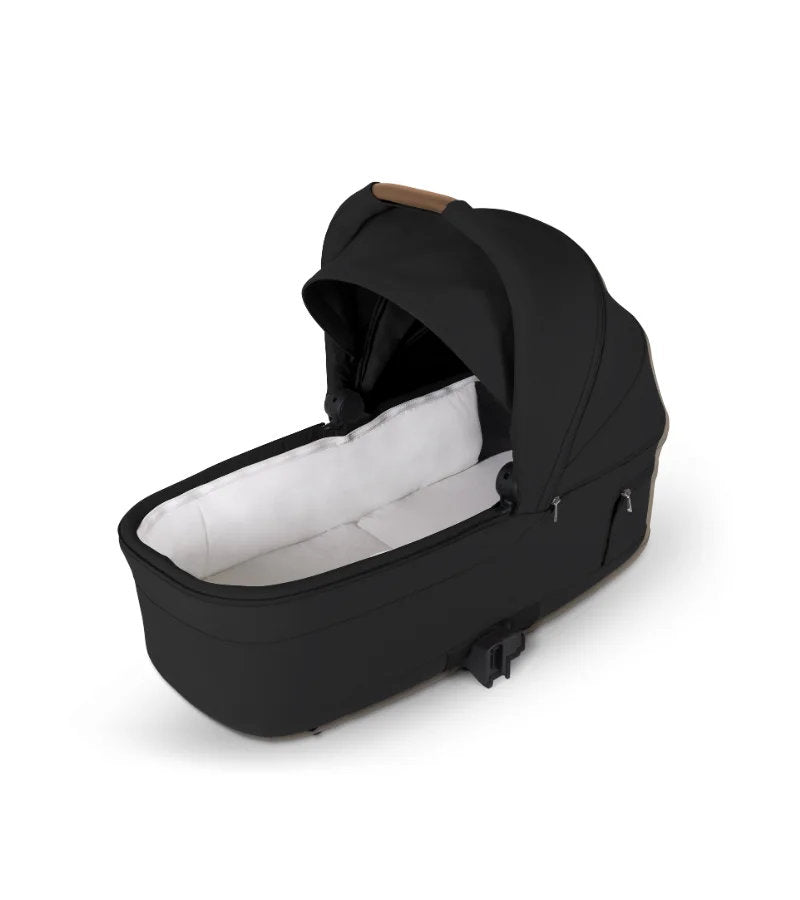 Silver Cross Nia Compact Bassinet