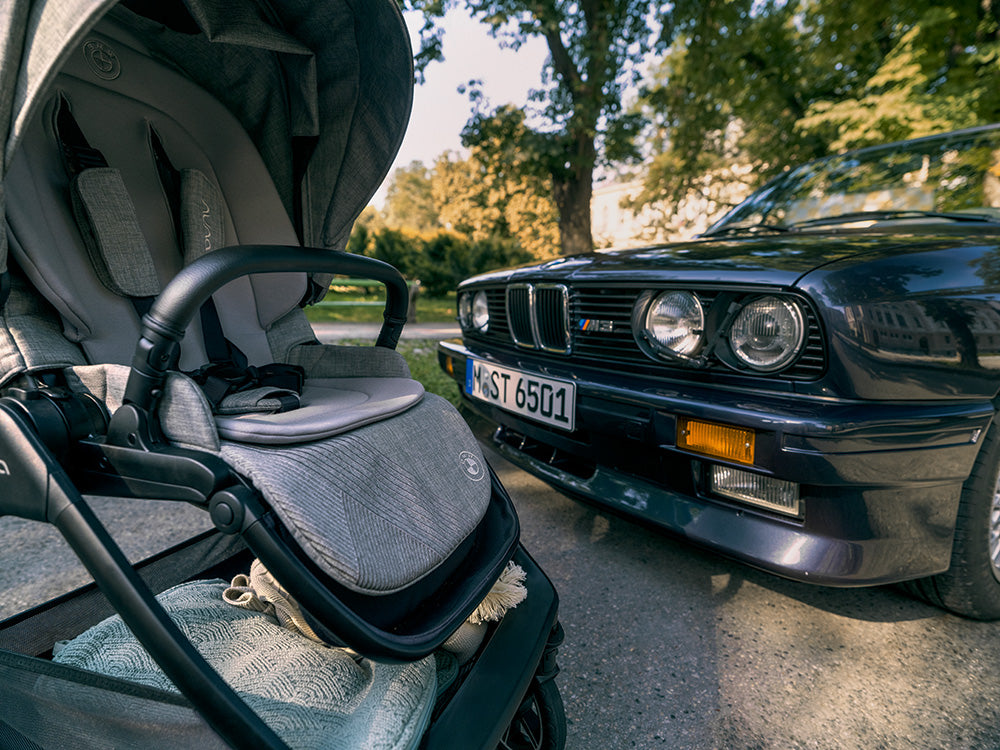 Nuna TRIV Next BMW Collection in Graphene
